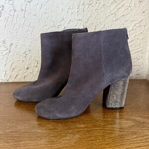 Kenneth Cole Reaction “Caralyn” Gray Suede Ankle Boots with Silver Heel